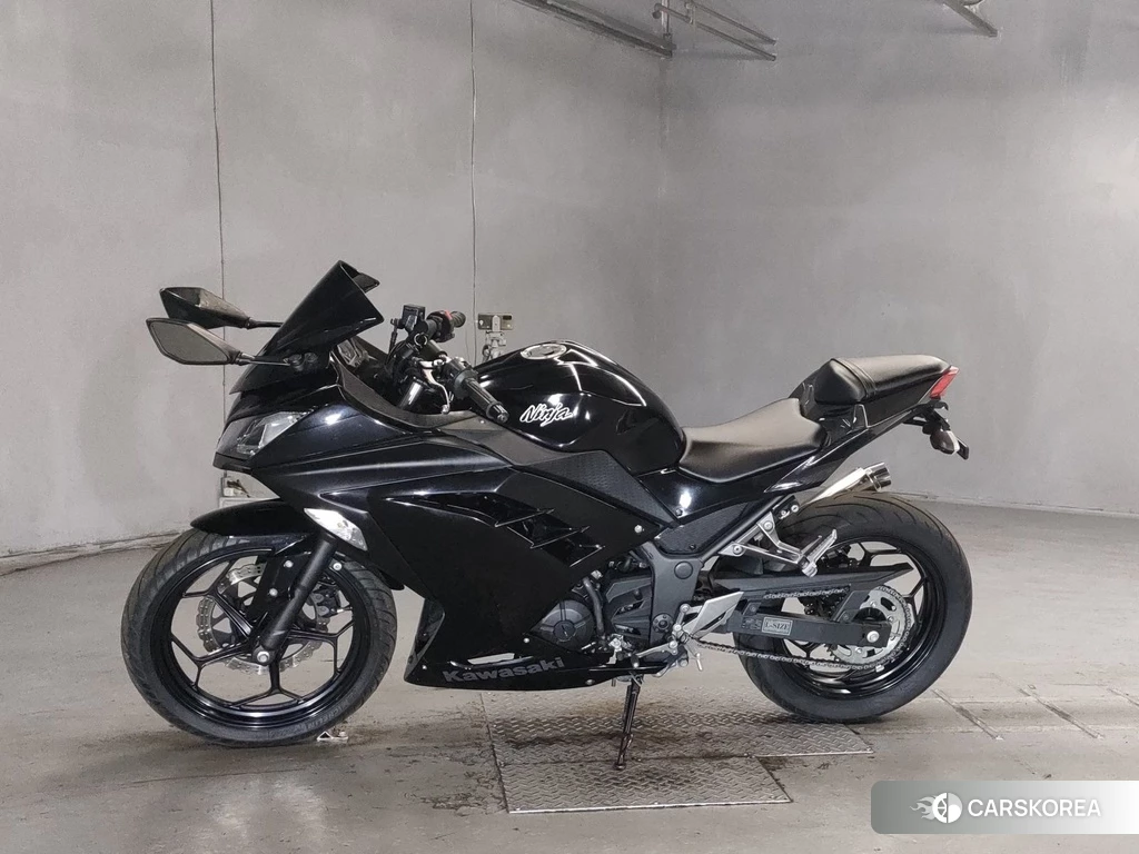 Проданный Kawasaki NINJA 250 2014 из Японии, фото 2