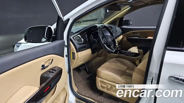 Kia The New Carnival id 2704999 из Кореи 12