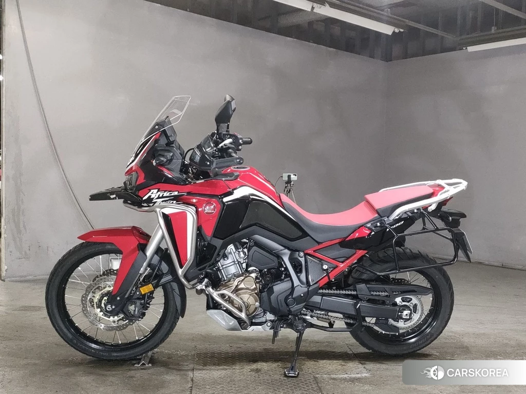 Проданный Honda CRF1100L AFRICA TWIN DCT 2022 из Японии