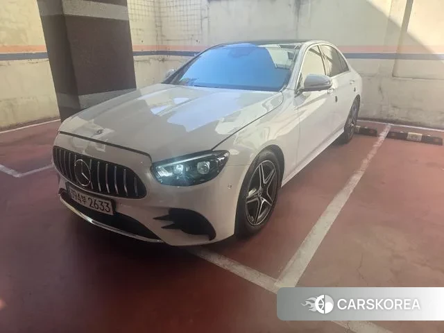 Mercedes-Benz E-Class W213 2022 Белый из Кореи, фото 2