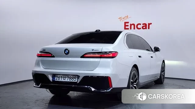 BMW 7 Series (G70) id 3528294 из Кореи 12