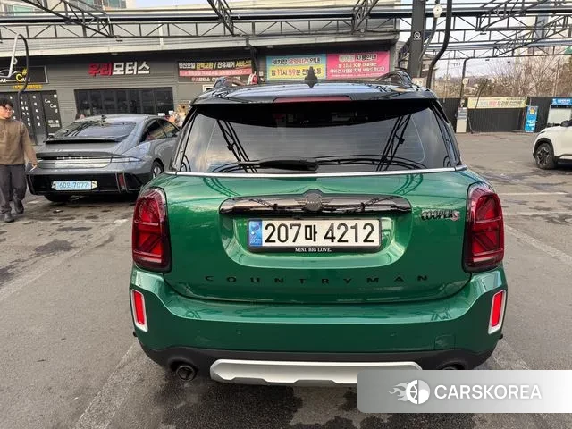 Mini Cooper S Countryman 2023 Зеленый из Кореи, фото 4