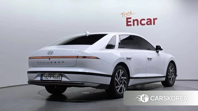 Hyundai Grandeur (GN7) id 4935552 из Кореи 12