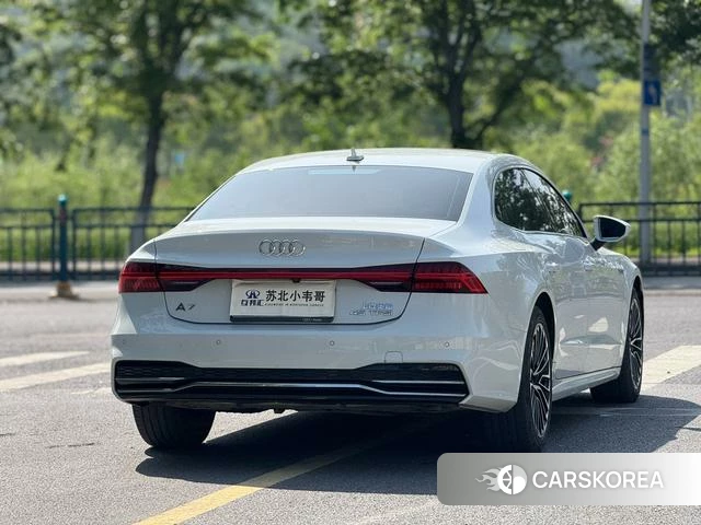 Audi A7L id 4207167 из Китая 8