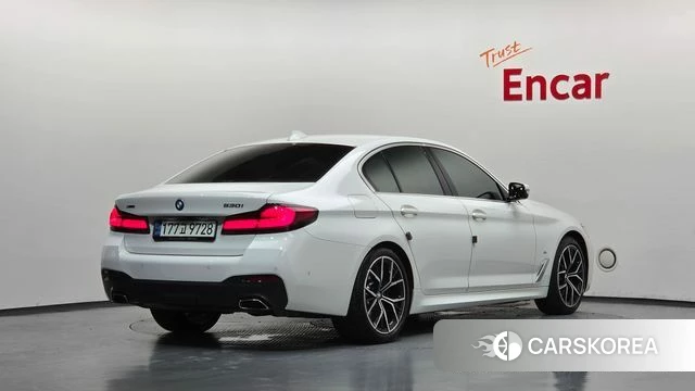 BMW 5 Series (G30) id 4642077 из Кореи 12