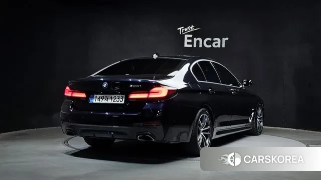 BMW 5 Series (G30) id 3448878 из Кореи 12