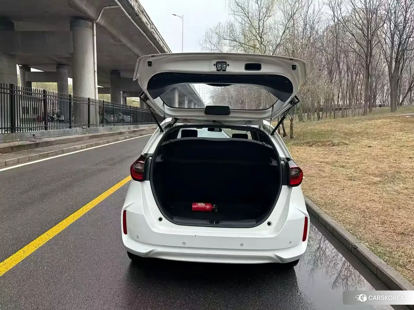 Honda Fit 2023 Белый из Китая, фото 2