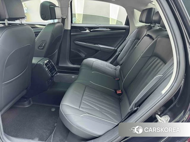Volkswagen Passat id 4341634 из Китая 10