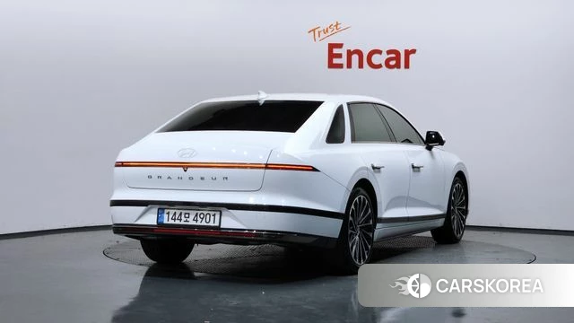 Hyundai Grandeur Hybrid (GN7) id 4222703 из Кореи 12