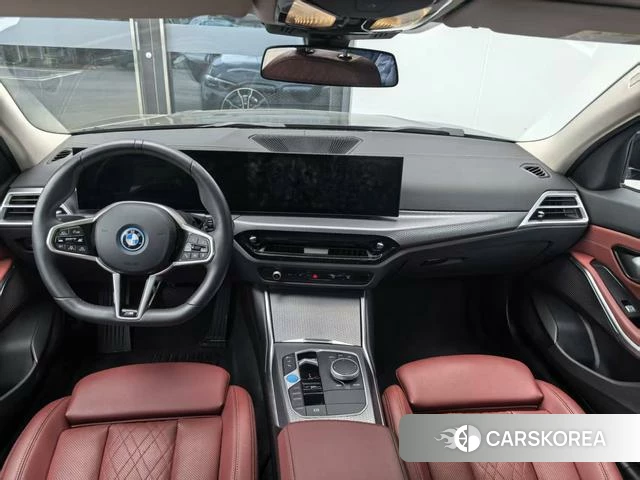 BMW i3 2024 Черный из Китая, фото 6