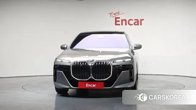 BMW 7 Series (G70) id 3419999 из Кореи 12