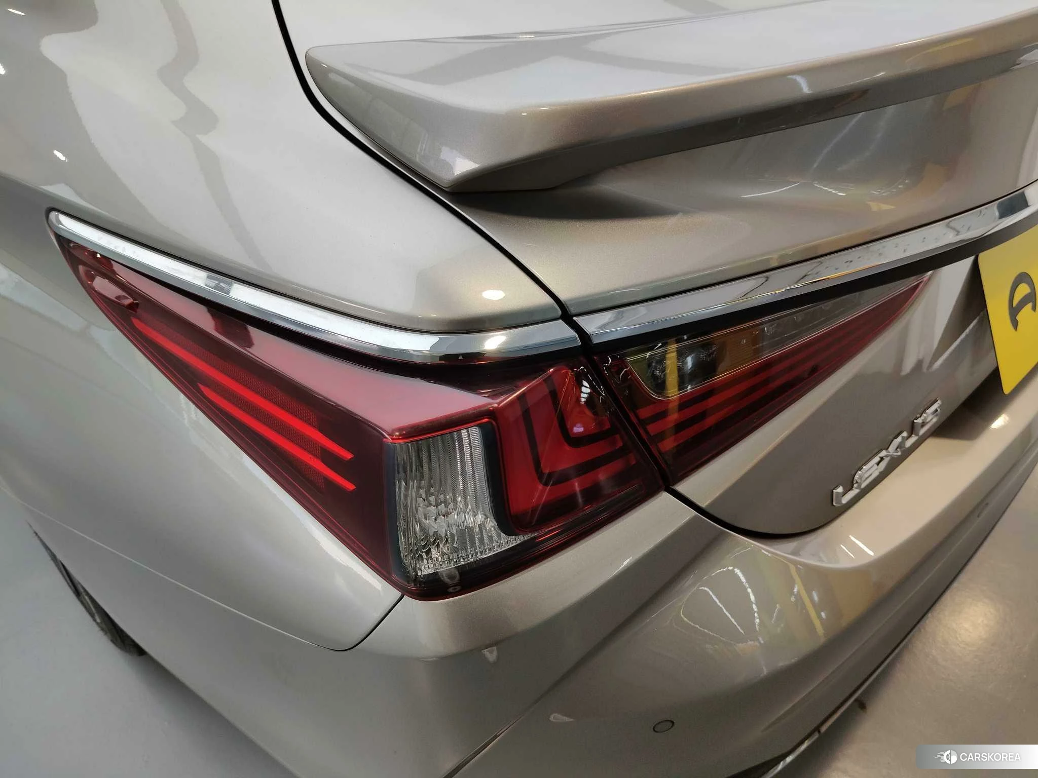 Lexus ES id 4440668 из Китая 12