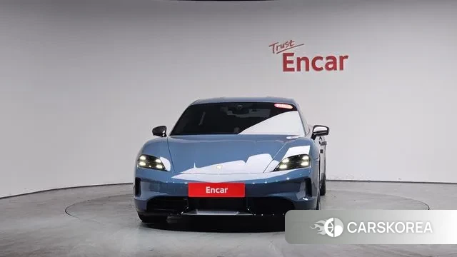 Porsche Taycan id 3695964 из Кореи 12