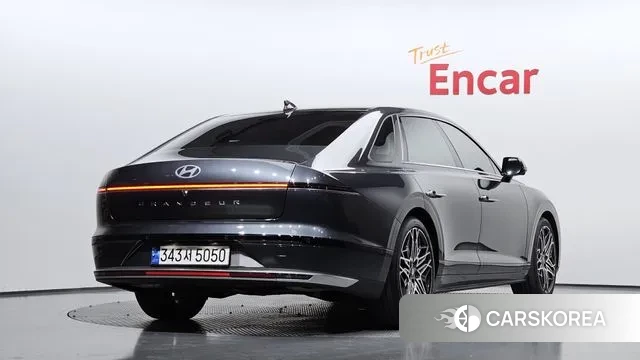 Hyundai Grandeur (GN7) id 3764180 из Кореи 12