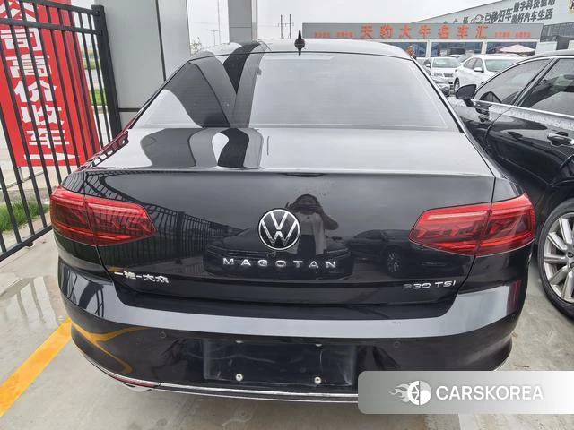 Volkswagen Magotan 2022 Черный из Китая, фото 2
