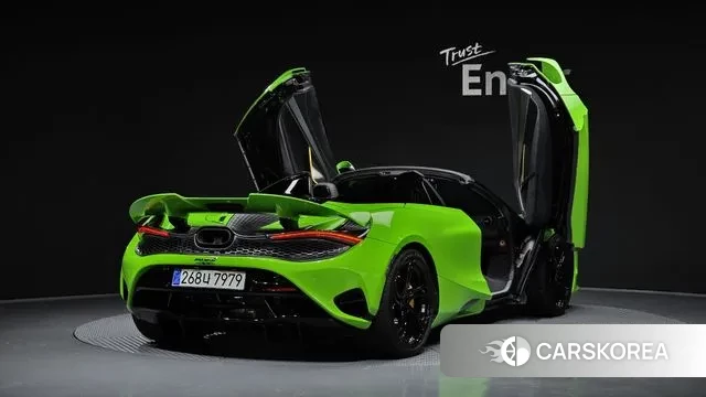 McLaren 750S id 2978876 из Кореи 12