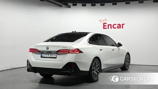 BMW 5 Series (G60) id 3850250 из Кореи 12