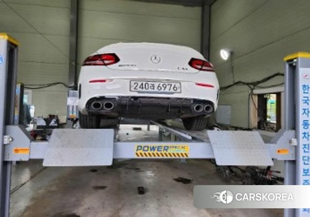 Mercedes-Benz C-Class W205 2019 Белый из Кореи, фото 2