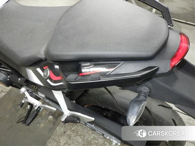 Проданный KTM 125 DUKE id 3999680 из Японии, фото 12