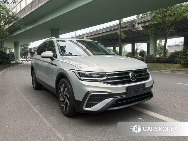 Volkswagen Tiguan L id 4374637 из Китая 11