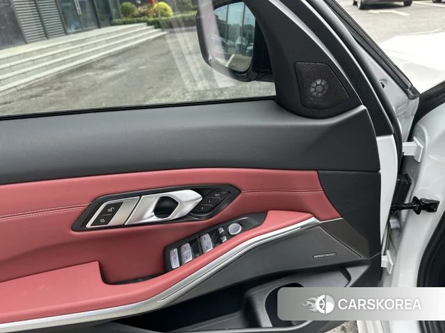 BMW 3 series id 4209327 из Китая 11