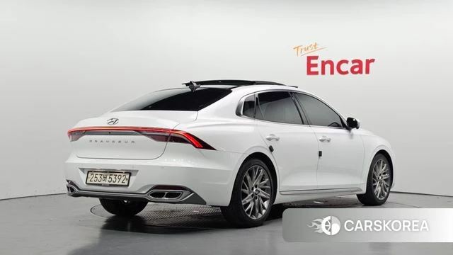 Hyundai The New Grandeur IG id 4780401 из Кореи 12