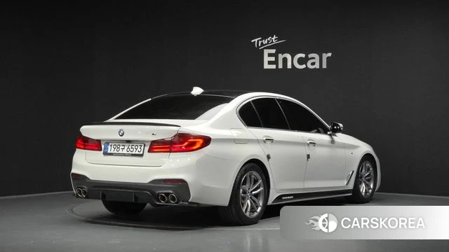 BMW 5 Series (G30) id 4502824 из Кореи 12