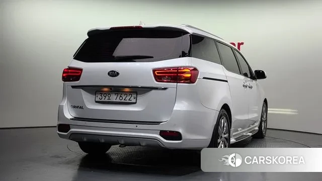 Kia The New Carnival id 3444967 из Кореи 12