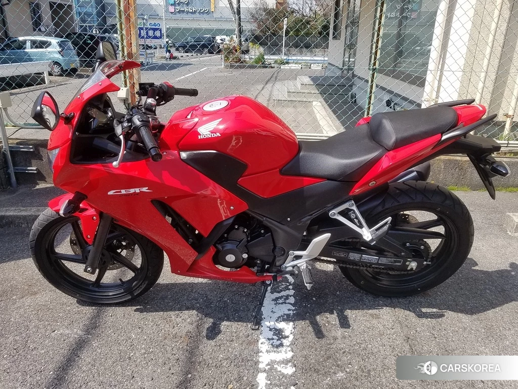 Проданный Honda CBR250R ABS 2015 из Японии, фото 2