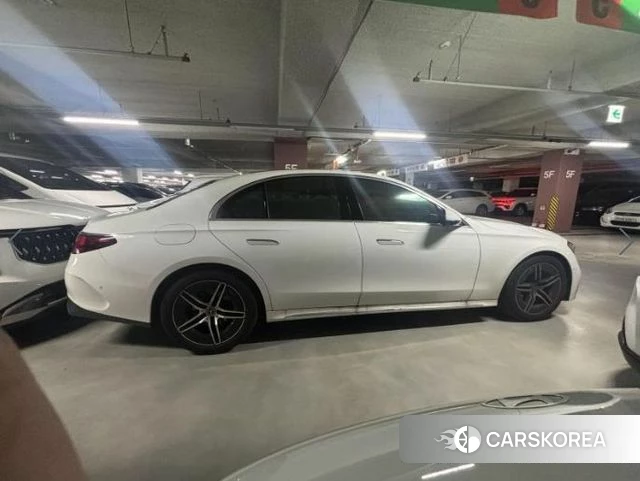 Mercedes-Benz E-Class W214 2025 Белый из Кореи, фото 5