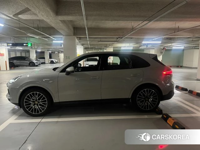 Porsche Cayenne (PO536) 2022 Серебристо-серый из Кореи, фото 6