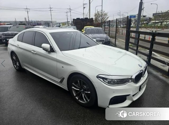 BMW 5 Series (G30) 2019 Белый из Кореи, фото 3