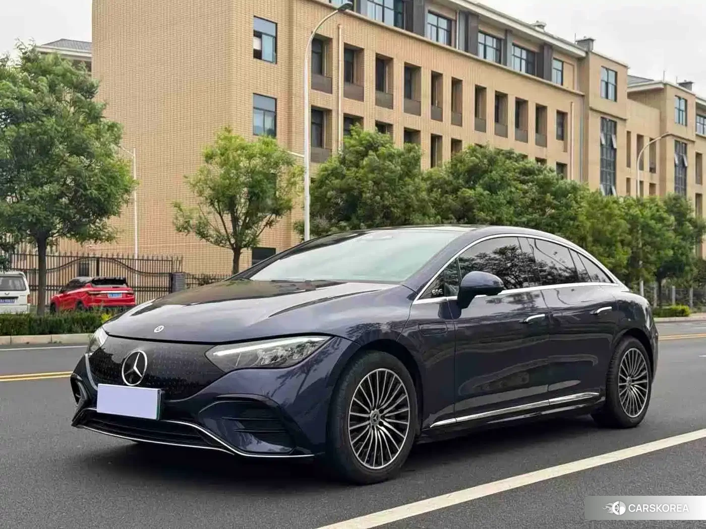 Mercedes-Benz EQE 2024 Синий из Китая, фото 2