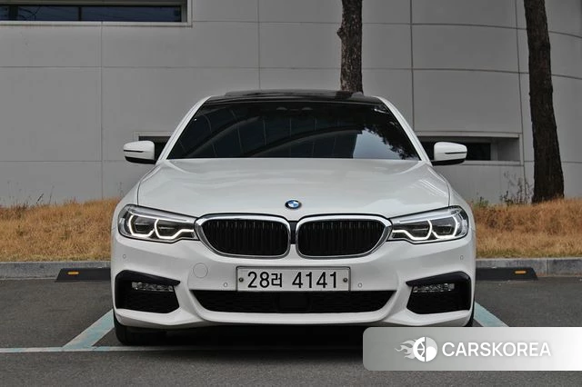 BMW 5 Series (G30) id 3889433 из Кореи 12