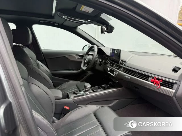 Audi A4L id 4254196 из Китая 10