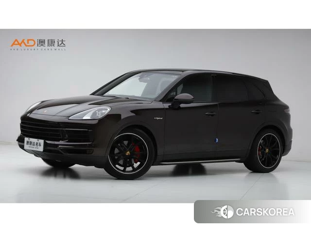 Porsche Cayenne E-Hybrid 2022 Коричневый из Китая, фото 2