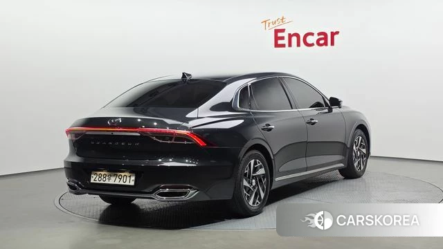 Hyundai The New Grandeur IG Hybrid id 4282996 из Кореи 12