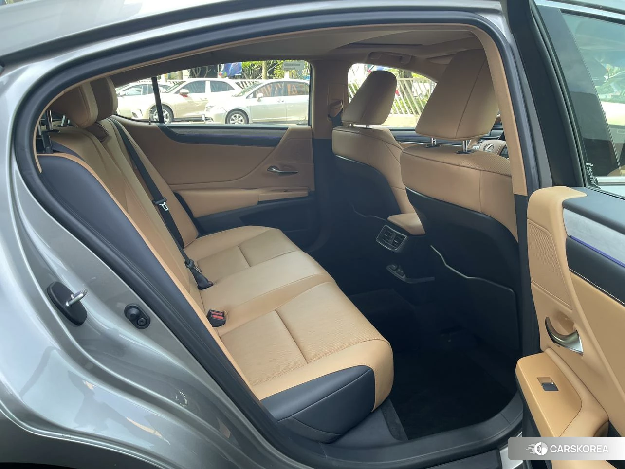 Lexus ES id 4454496 из Китая 10