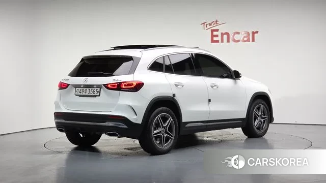 Mercedes-Benz GLA - Class H247 id 3367959 из Кореи 12