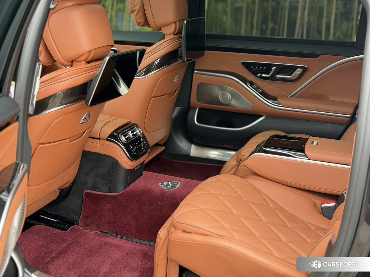 Mercedes-Benz Maybach S-class 2022 Черный из Китая, фото 2
