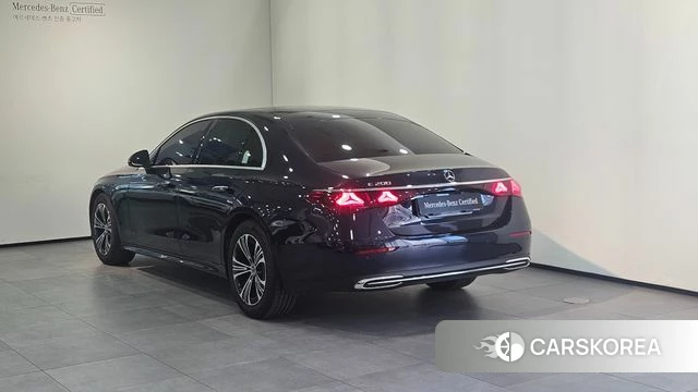 Mercedes-Benz E-Class W214 id 4413811 из Кореи 11