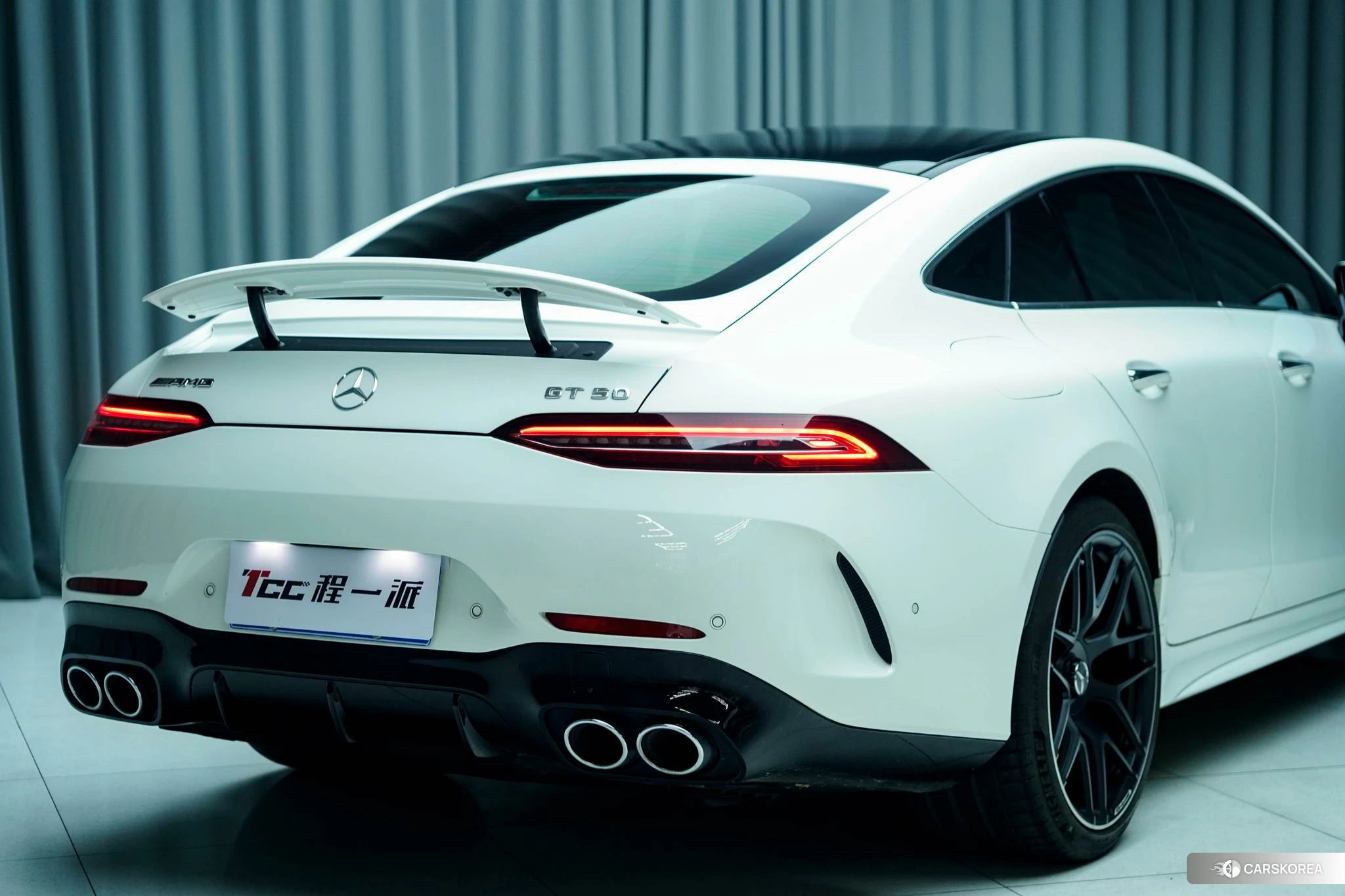 Mercedes-Benz AMG GT 2022 Белый из Китая, фото 2