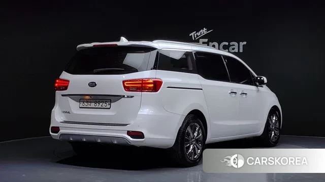Kia The New Carnival id 3612601 из Кореи 12