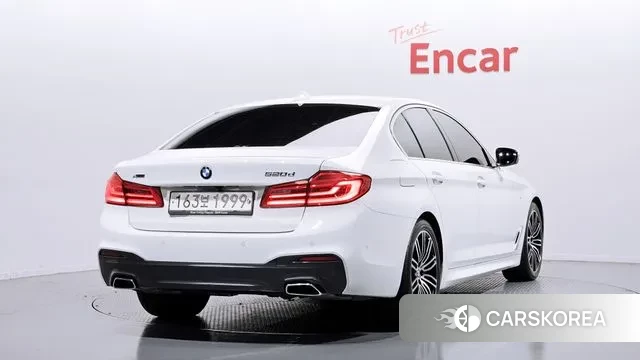 BMW 5 Series (G30) id 3493949 из Кореи 12