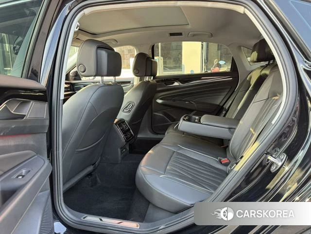 Volkswagen Passat id 4297284 из Китая 8