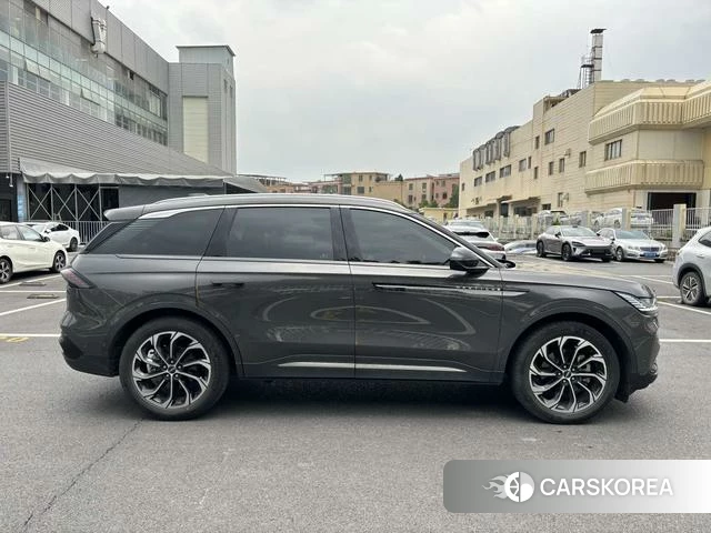 Lincoln Navigator id 4220938 из Китая 9