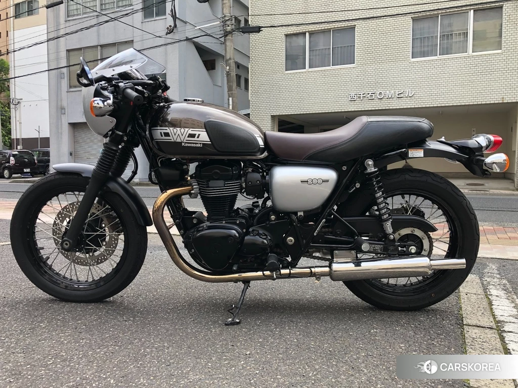 Проданный Kawasaki W800 CAFE 2019 из Японии