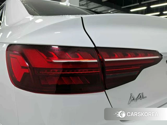Audi A4L id 4313697 из Китая 9