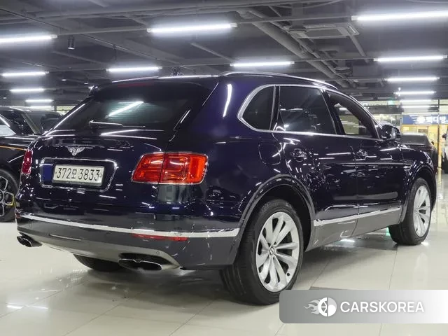 Bentley Bentayga id 2275375 из Кореи 7