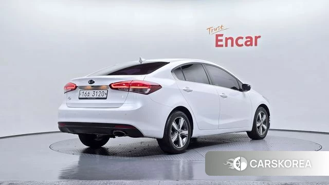 Kia The New K3 id 3905966 из Кореи 12